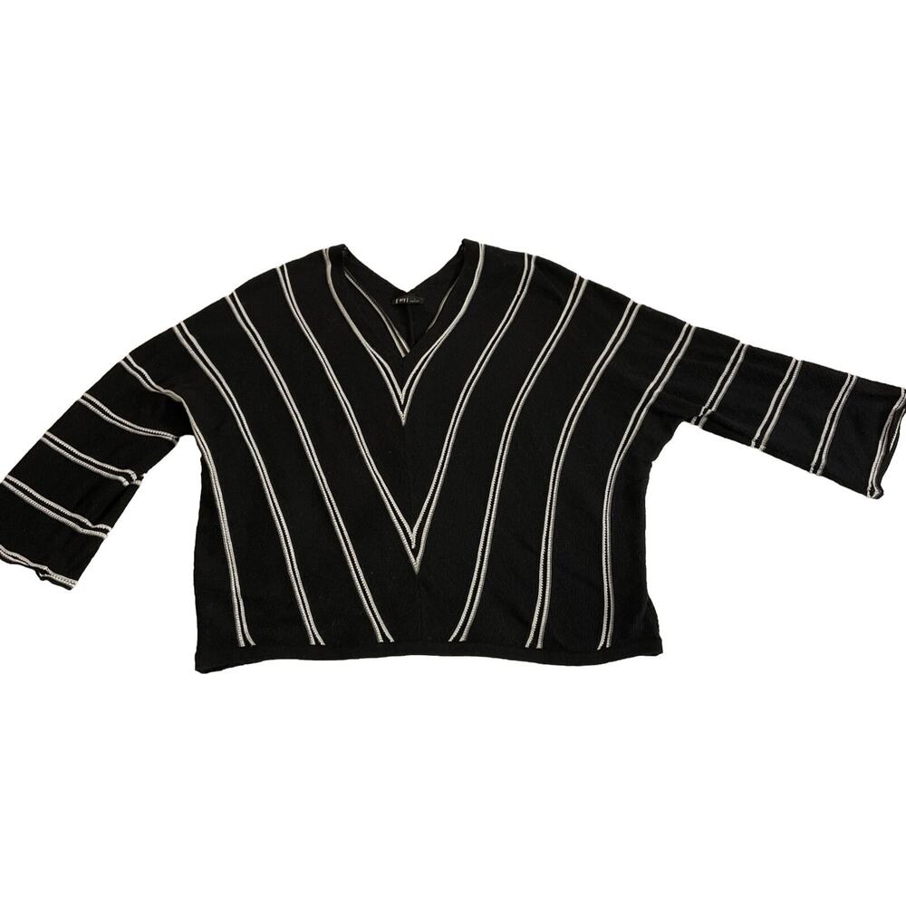 Very‎ j Lightweight Sweater black and white striped V-neck Size Large